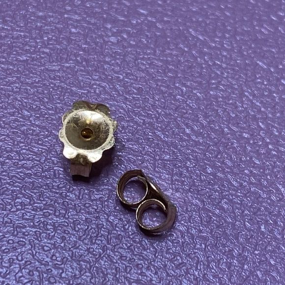 💛 Vintage 14k Yellow Gold Jade Drop Earrings - Picture 5 of 6